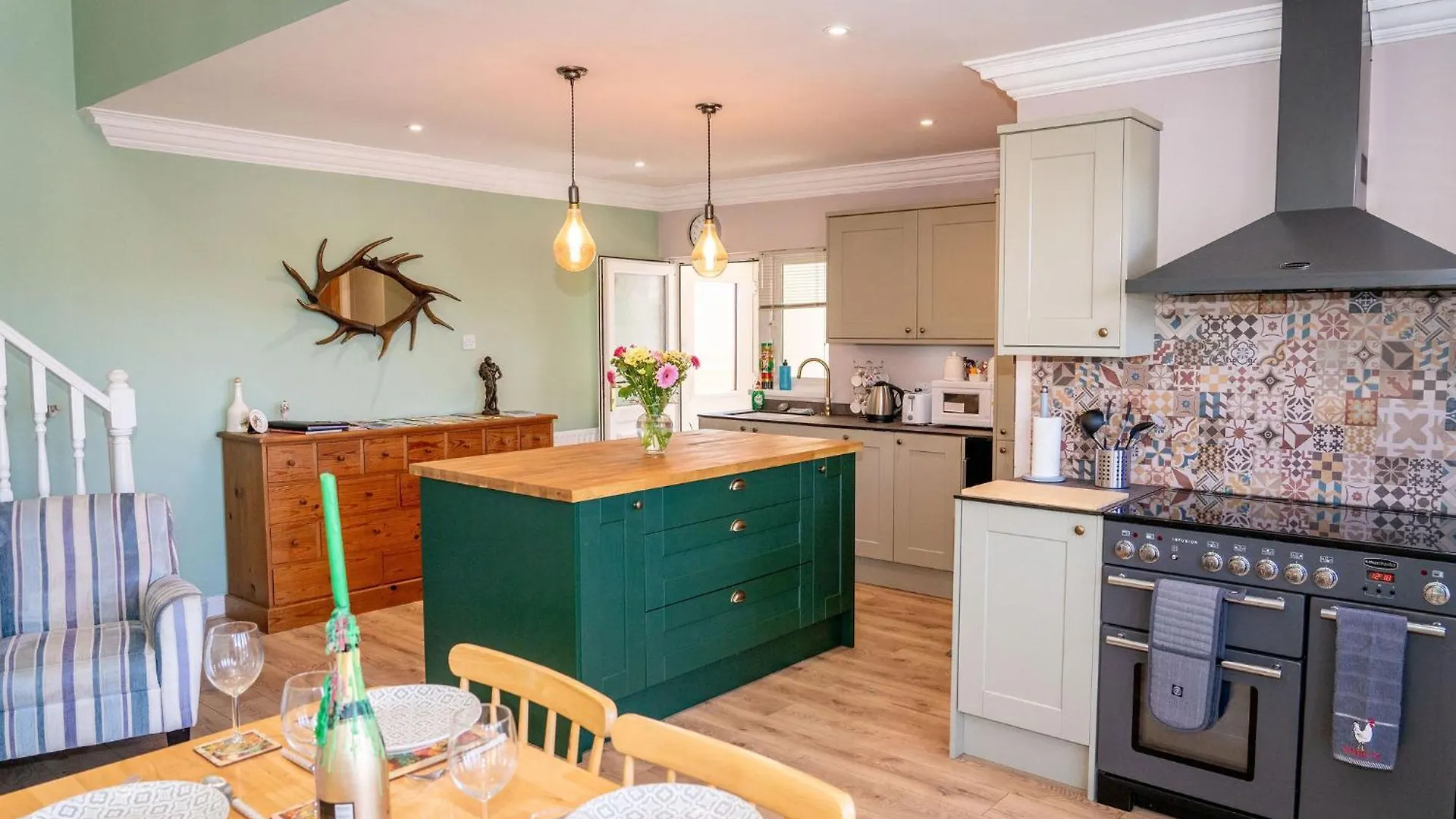 Holmside Hideaway Apartment Newcastle upon Tyne 0*,  United Kingdom